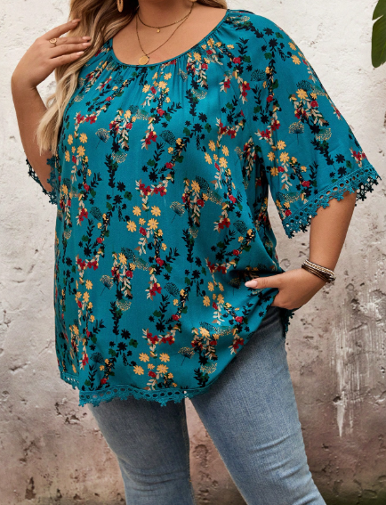 Petite Bloom Raglan Top - Image 4